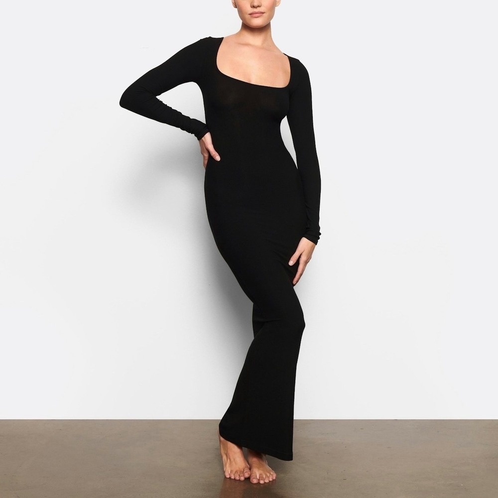 Skims Black Soft Long Sleeve Lounge Ribbed Dress Medium Onyx NWT Sold Out